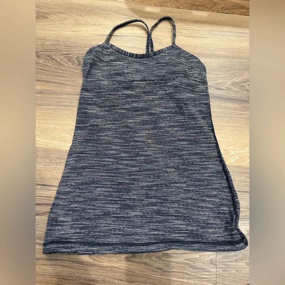 Lululemon - Six Piece Tank Bundle